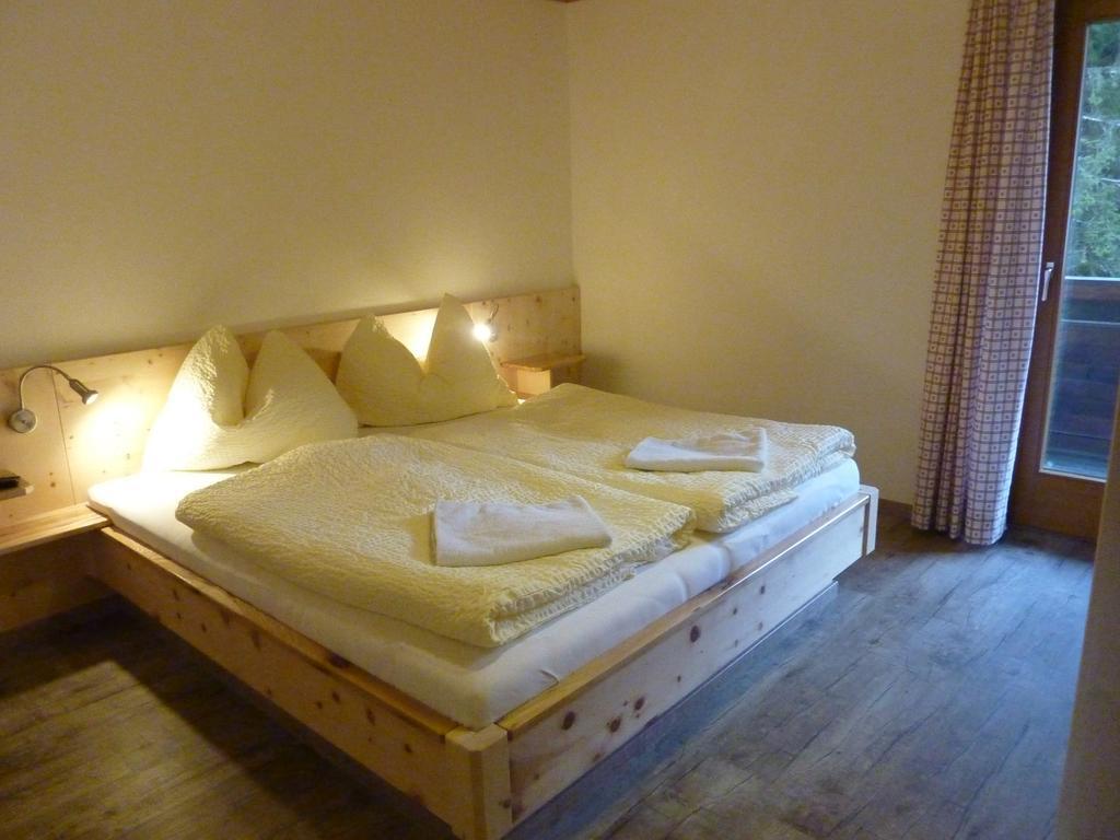 Appartement-Pension Familie Gewessler Bad Mitterndorf Room photo