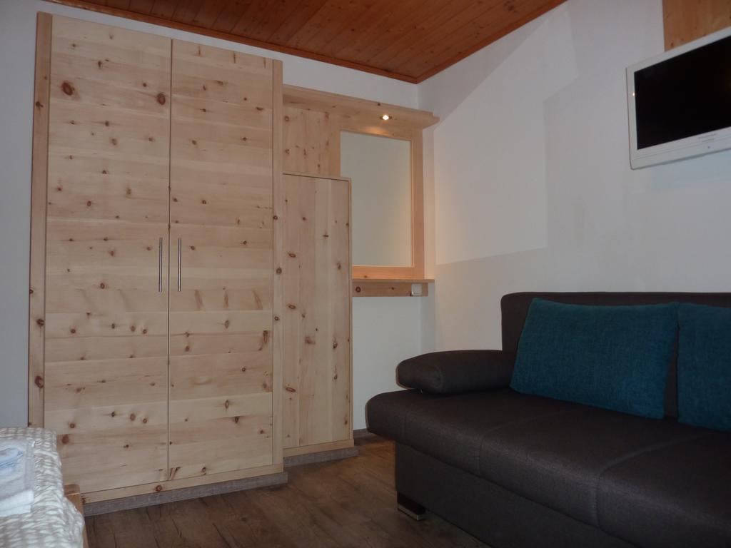 Appartement-Pension Familie Gewessler Bad Mitterndorf Exterior photo